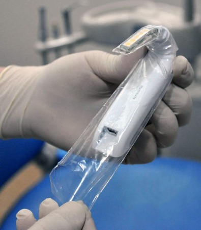 Аппарат для интраоральной подсветки со встроенной системой аспирации "eBite"(полный комплект)